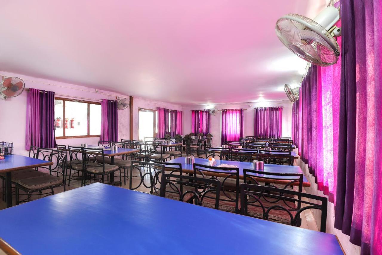 Spot On Hotel Shyam Inn Halol Exterior photo